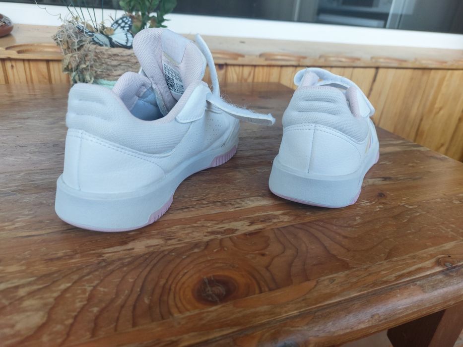 Маратонки adidas 33 1/2 размер