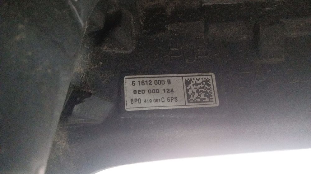 Volan in 4 spite 8e0000124 Audi A4 B6 (2000 - 2005)