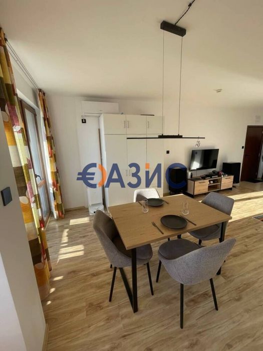 Голямо студио в комплекс "Гардения Хилс", 2 етаж, България, Слънчев