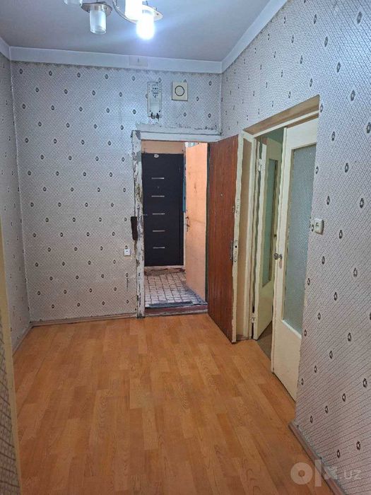 Продаётся 3-комнатная квартира 2-этаж Сергели-4 (МЕТРО ТУРОН)