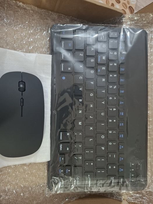 Vând Tastatura + mouse wireless NOI   pt tableta/telefon/laptop/notebook etc