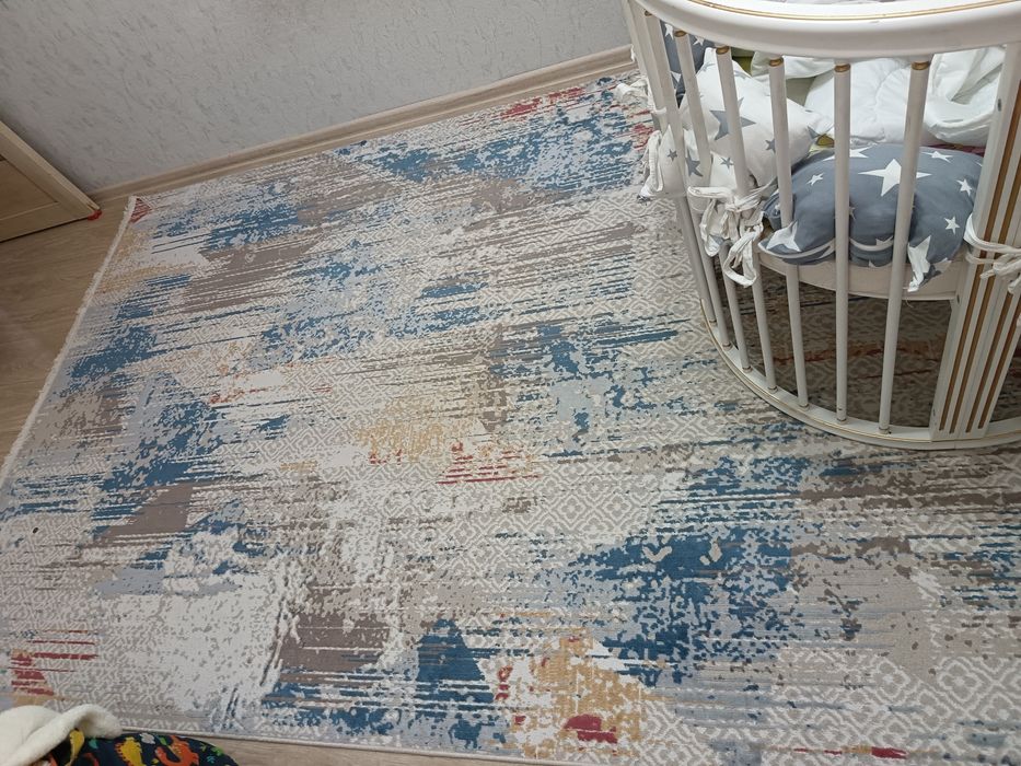 Продам ковер,  г. Усть-Каменогорск