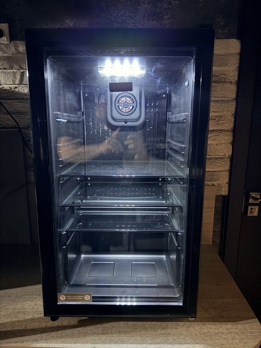 Холодильник Aiwa mini 98L
