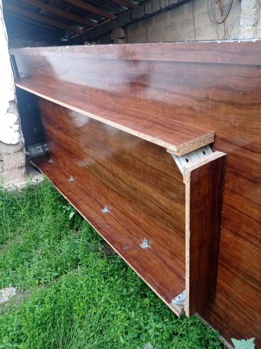 12 kishilik stul stol sotiladi narx kelishiladi