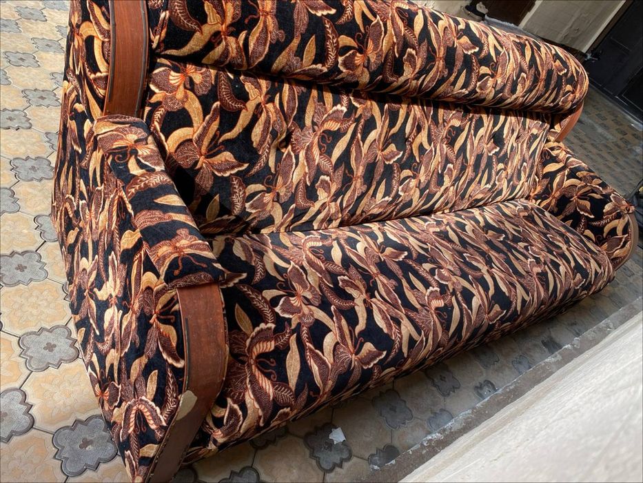 Продается диван б/у