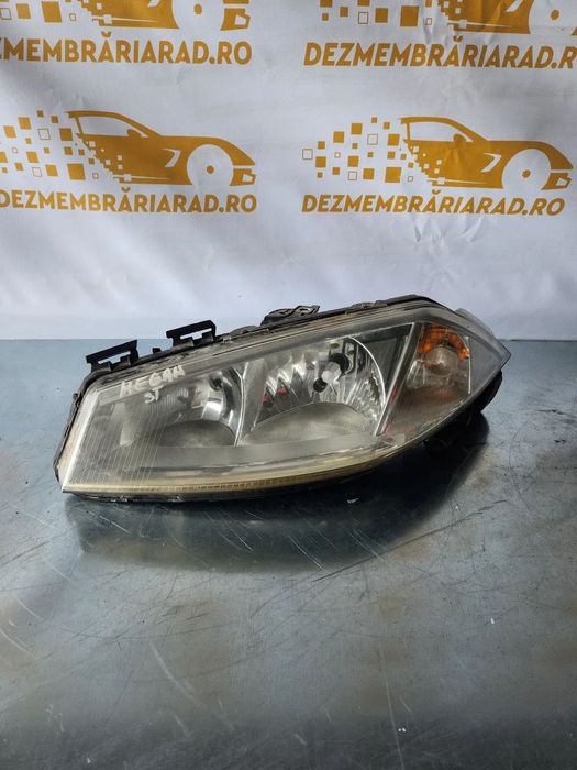 Far Stanga Renault Megane 2 Non-Facelift An 2004-2005-2006-2007 Original Volan Stanga Europa