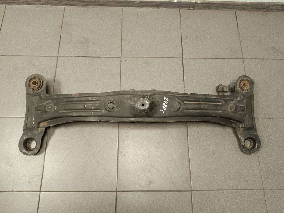 Задняя балка Camry xv10