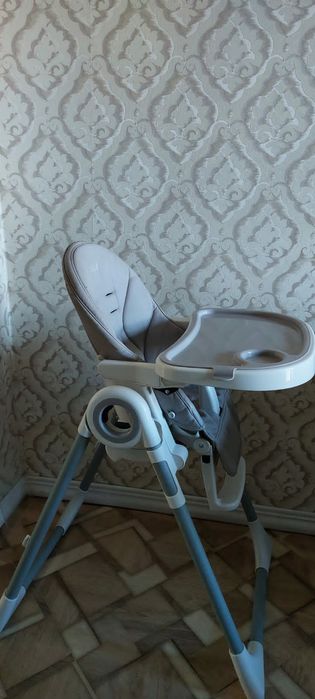 Стульчик для кормления  IVOLIA
