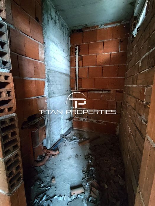 Продава се Тристаен апартамент в Пловдив, Южен - 85 кв.м за 636 €/кв.м - Снимка #4