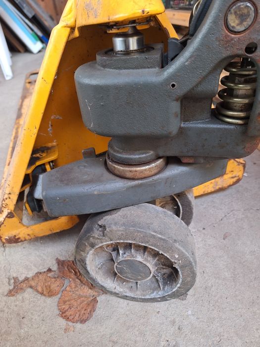 Transpalet manual Jungheinrich 2200 kg