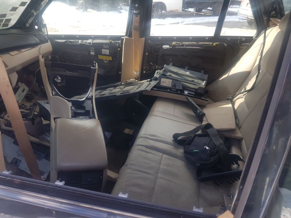 Бмв x5 3.0д BMW x5 3.0d на части