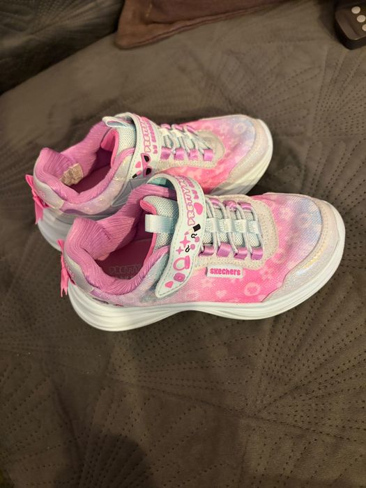Adidasi fete Sketchers