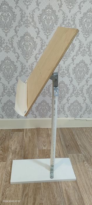 Продается подставка для книги Корана.