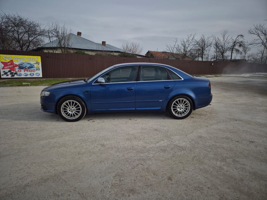 Vând Audi A4 S-line