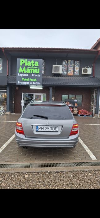 Vand urgent mercedes c220 motor 2.2 diesel original  original mercedes