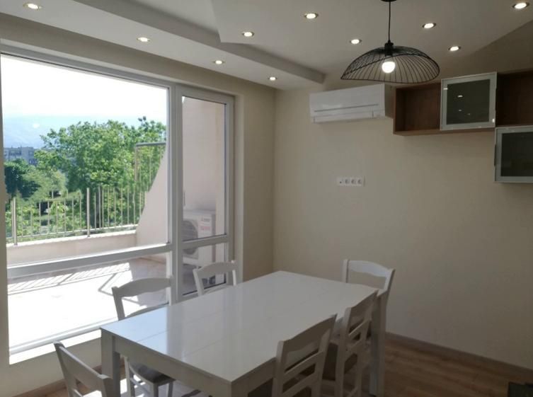 Дава се под наем Тристаен апартамент в София, Младост 2 - 112 кв.м за 1250 € - Снимка #3