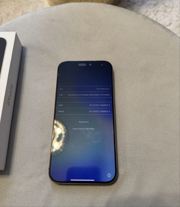 Iphone 16 Pro Max GOLD 256 GB (folie privacy glass) + 2 huse Velante