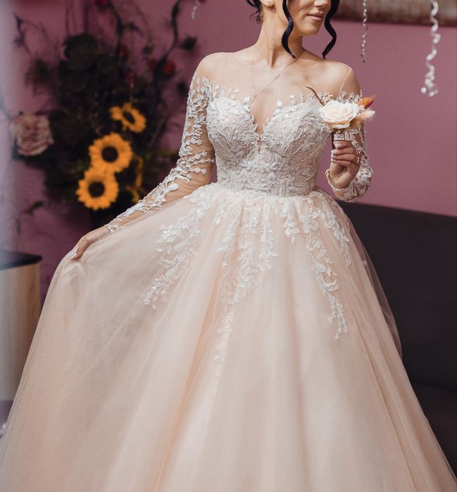 Rochie de mireasa - tip printesa