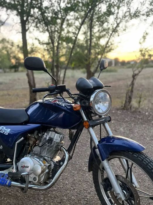 Продам мотоцикл  Minsk d4 125