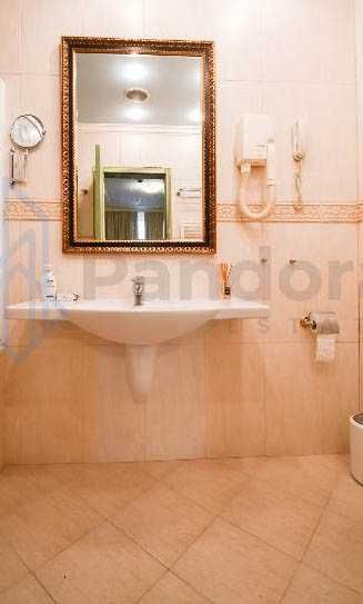 Дава се под наем Двустаен апартамент в София, Лозенец - 90 кв.м за 550 € - Снимка #9