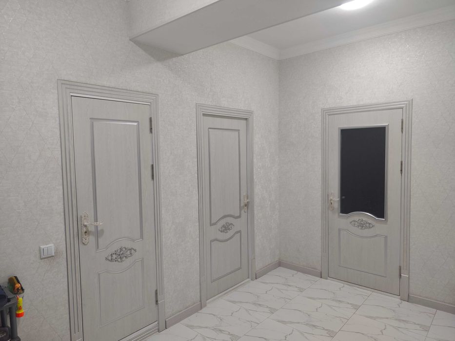 М.Азизов кучаси 2-уй Г блок -1-каватда 100 кв уй (жихозларсиз)