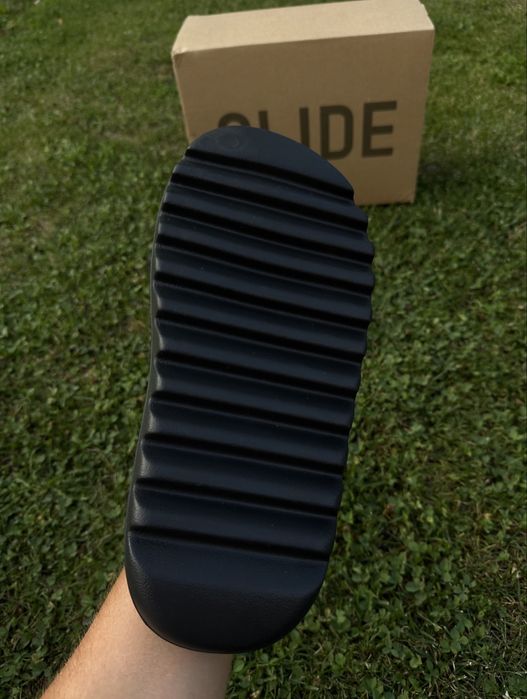 Papuci Yeezy Slide Onyx / Premium / 2026