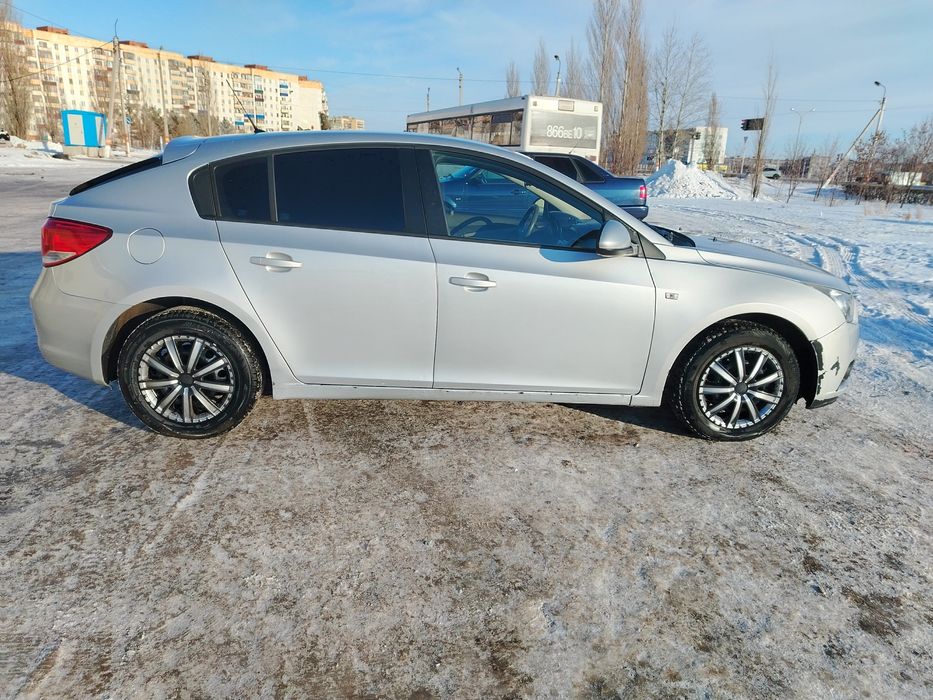 Продам. Шевроле круиз