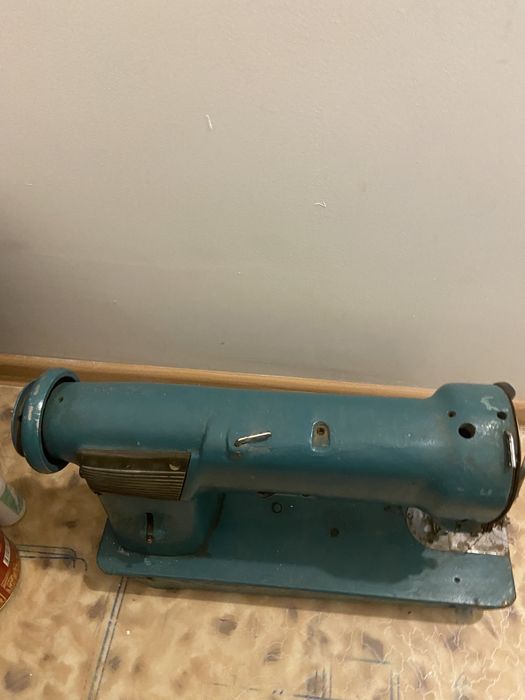 Продаю обувную машинку