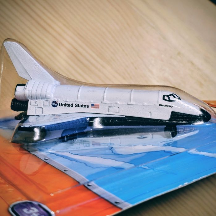 Модель Space Shuttle Discovery Matchbox