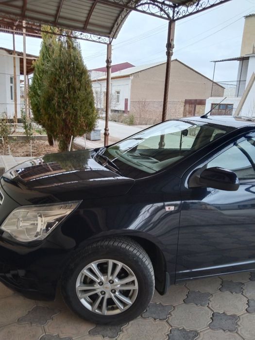 Chevrolet Cobalt Dark Moon sotiladi