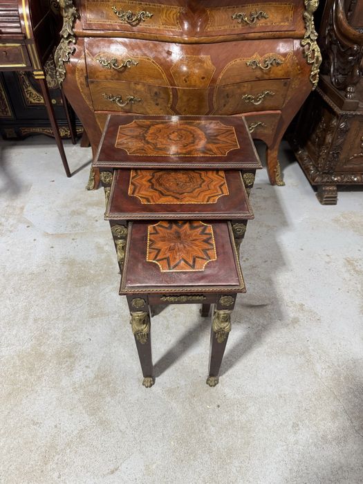 Set 3 masute empire din lemn cu intarsii si elemente bronz