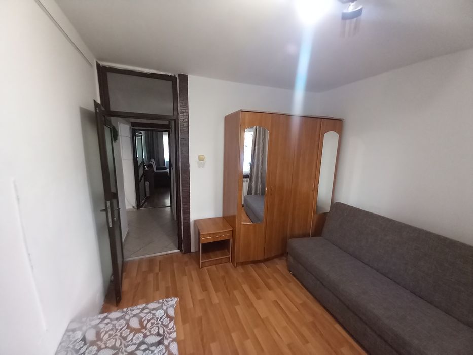 De închiriat apartament 2 camere