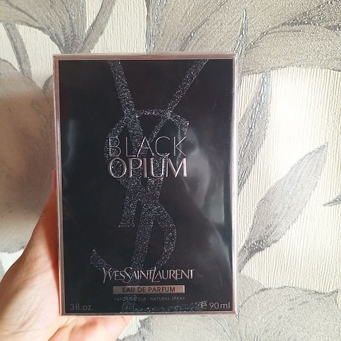 Black opium Yves Saint Laurent 90ml