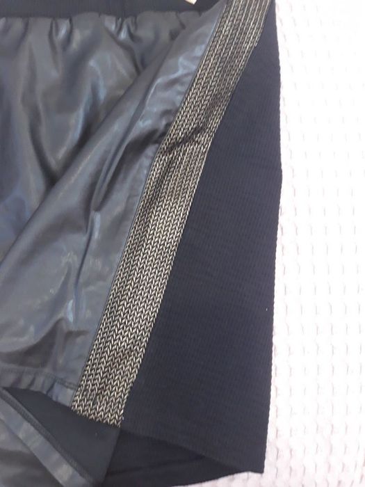 Кожена  пола на луци