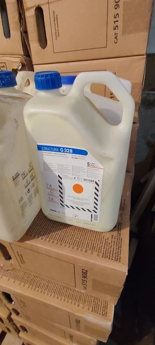 Продам пластиковые бутыли по 5л