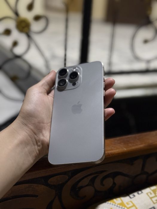 Iphone 15 pro maz 256 titanium