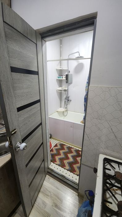 1 комната с условиями внутри в бывшем общежитии