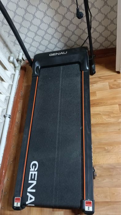 Беговая дорожеа Genau