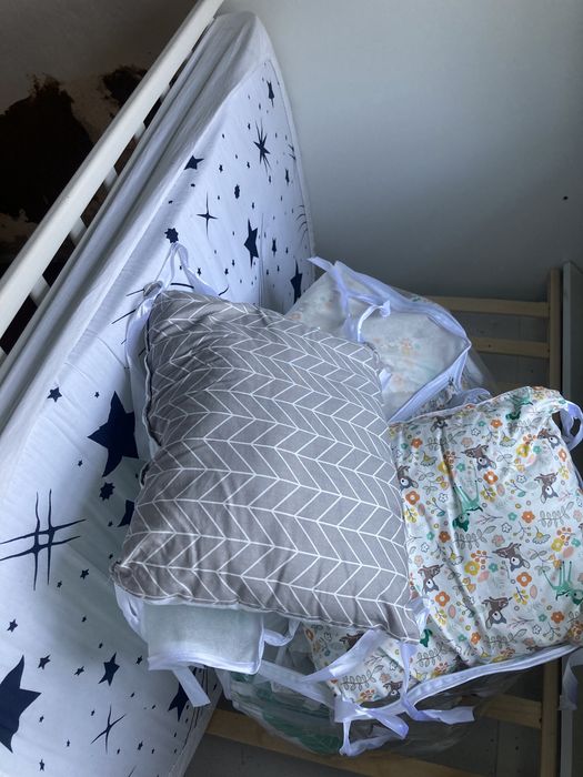 Кроватка детская