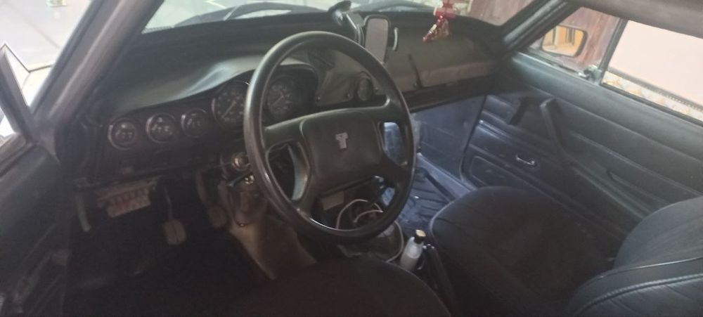 Продам жигули 2106