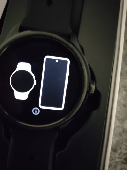 Смарт часовник TicWatch Pro 5