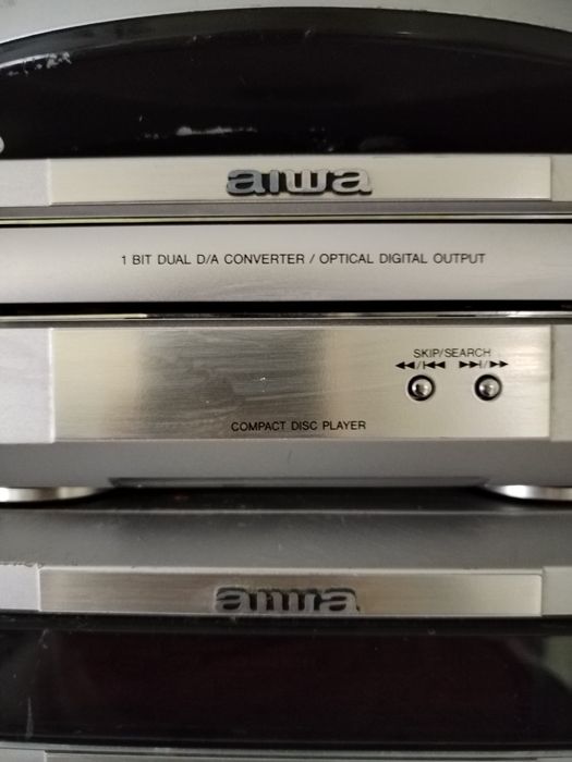 Turn Aiwa XR-M99 stereo