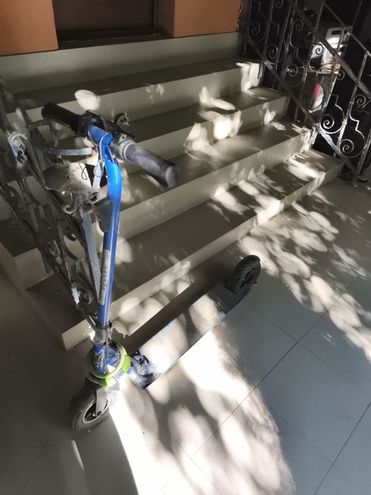 Trotineta electrică miria