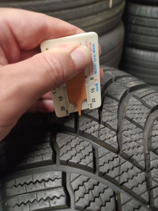 225/65/17 Bridgestone