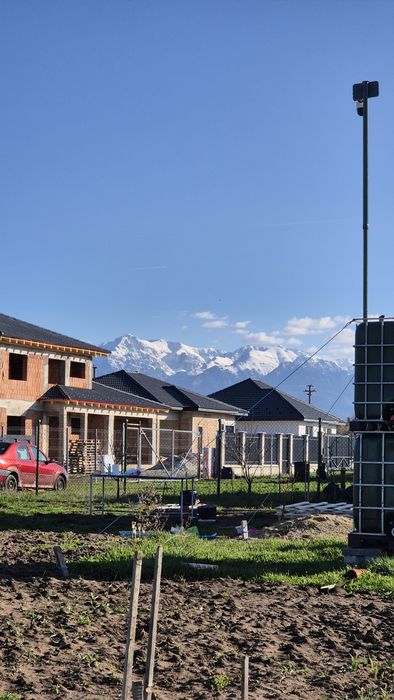 Teren de 1180 mp cu constructie intabulata  in Cristian