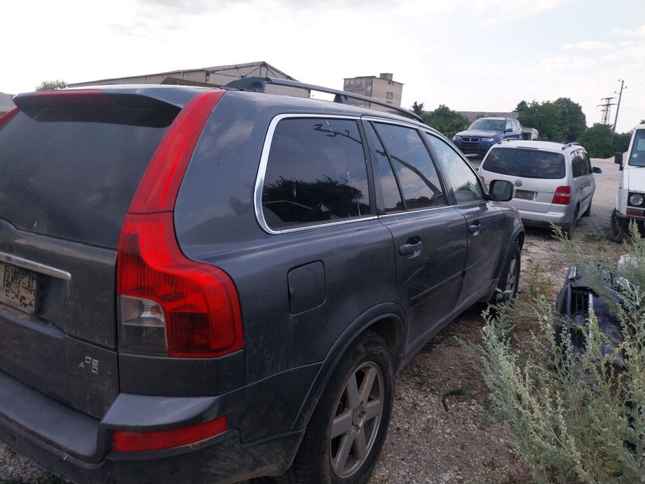 Продавам Волво ХС90 на части.