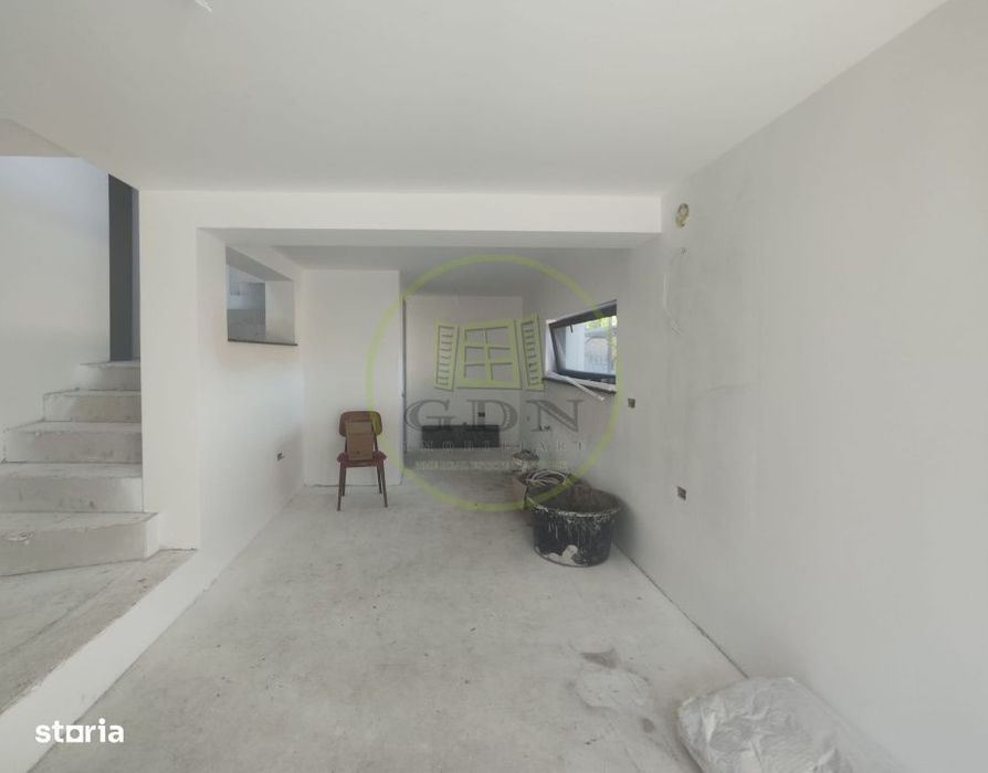 Casa 4 camere, teren 350 mp, localitatea Podari, zona Profi Loco