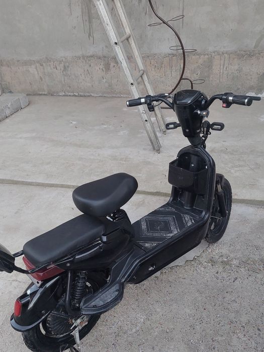 Скутер ESK 8 pro max