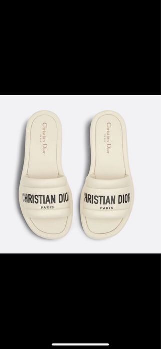 Налични Дамски чехли