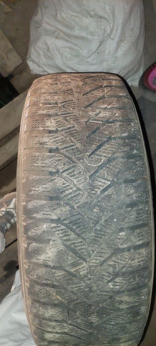 225/65/17 зимние Шины